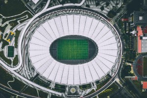 开云体育下载|UFC 300重磅对决尘埃落定 轻量级冠军战引爆全球格斗迷期待